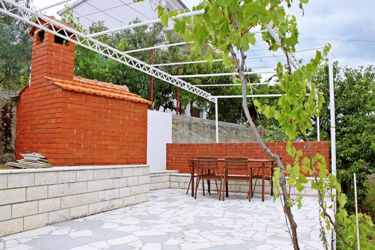 Villa Nena In Central Dalmatia Трогир Екстериор снимка