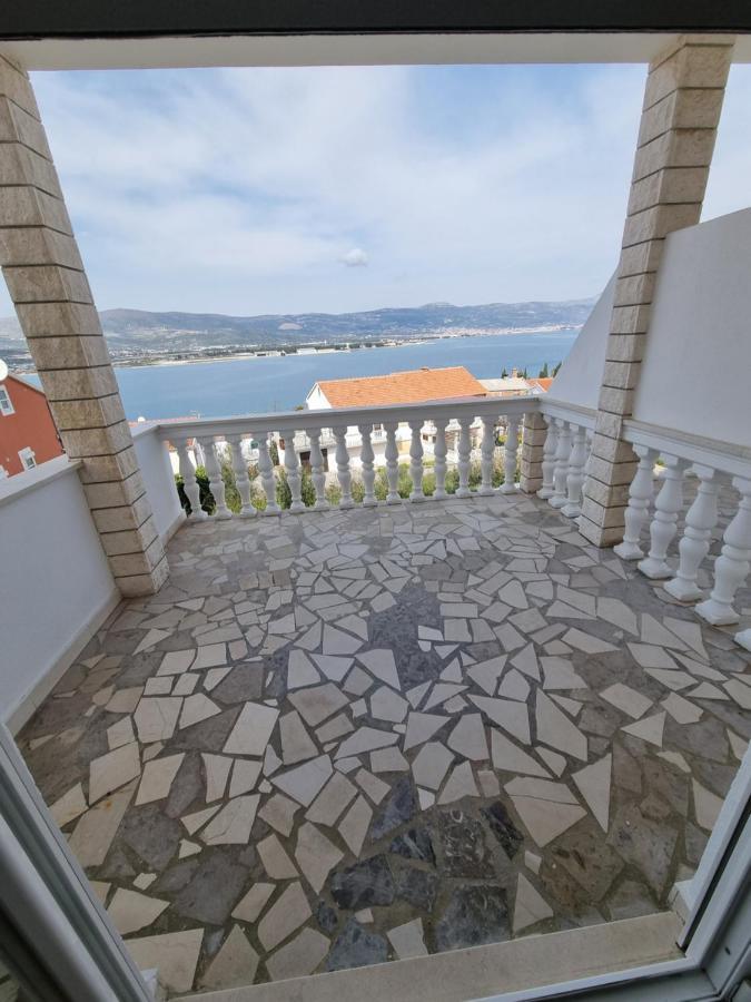 Villa Nena In Central Dalmatia Трогир Екстериор снимка