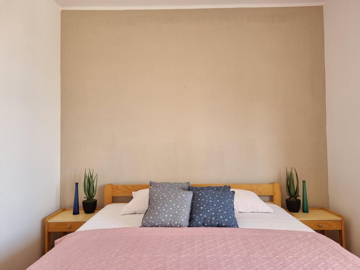Villa Nena In Central Dalmatia Трогир Екстериор снимка