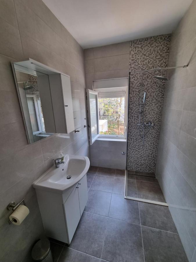Villa Nena In Central Dalmatia Трогир Екстериор снимка